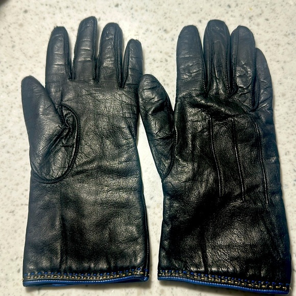 Coach leather gloves! - Picture 2 of 4
